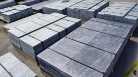 Verde Pol y gris Bierzo, pizarra serrada (lisa).