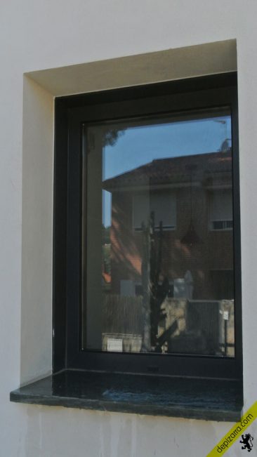 Pizarra verde para ventanas.