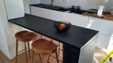 Encimera piedra natural.