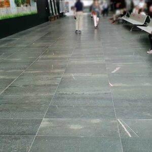 Piso suelo.
